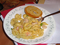 Shrimp and pasta shells with a toasted bagel, April 2008.
