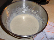 Bubbling sourdough batter (08/13/06). Click on image to view actual size in a new window.