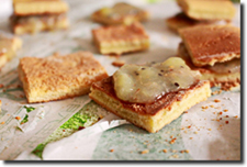 Kiwi-Mangosteen Mini Sandwiches. Click on image to view larger size in a new window.