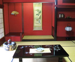 Japanese table setting. Click on image to view larger size in a new window.